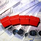Bank notes and houses