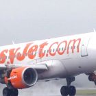 Easyjet Airbus A319 G-EZDJ